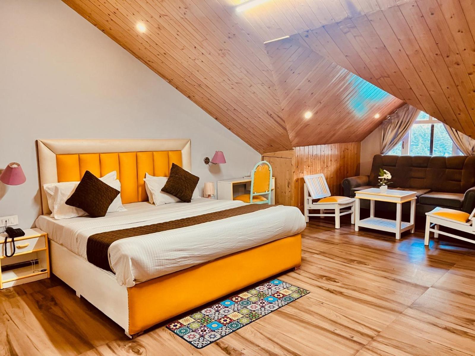 Hadimba Hill View By Hadimba Palace, Manali - Premium Room ! Family Hotel ! Parking ! Near Hadimba Temple المظهر الخارجي الصورة